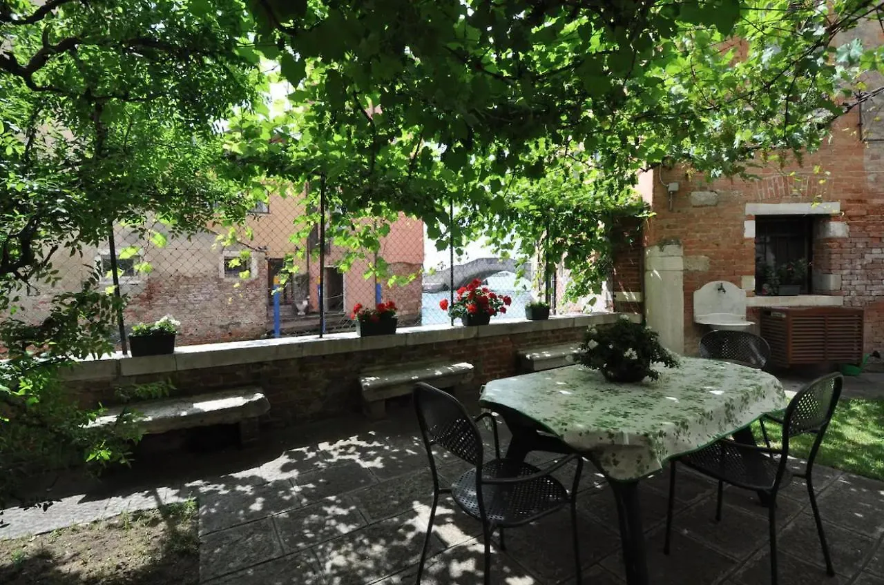 Daire Garden In Venice Biennale İtalya